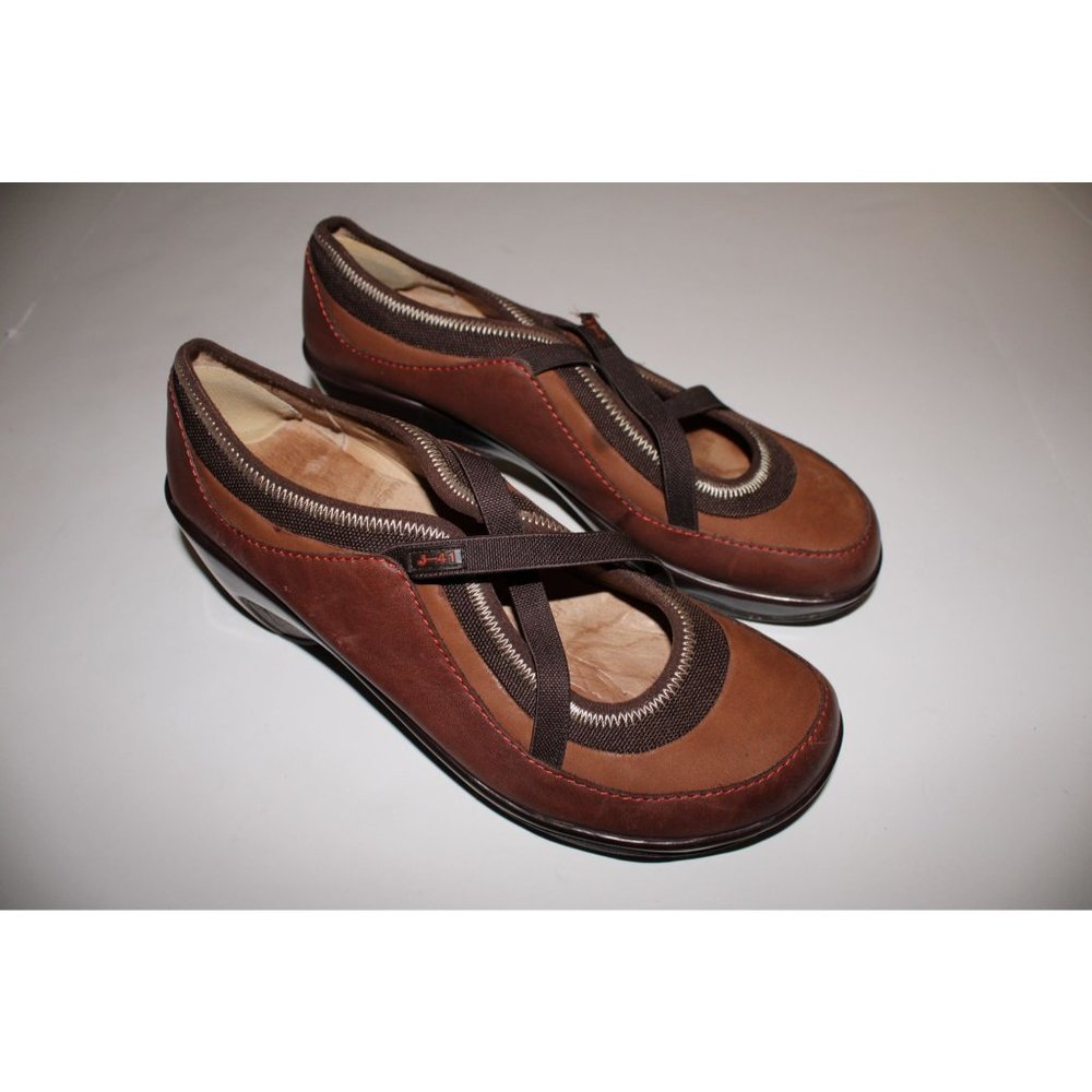 J -14 adventure on comfort slip on clog brown size 11 womens